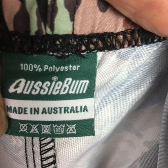 Aussiebum Black Camo Floral Swim Shorts Medium - Picture 6 of 7